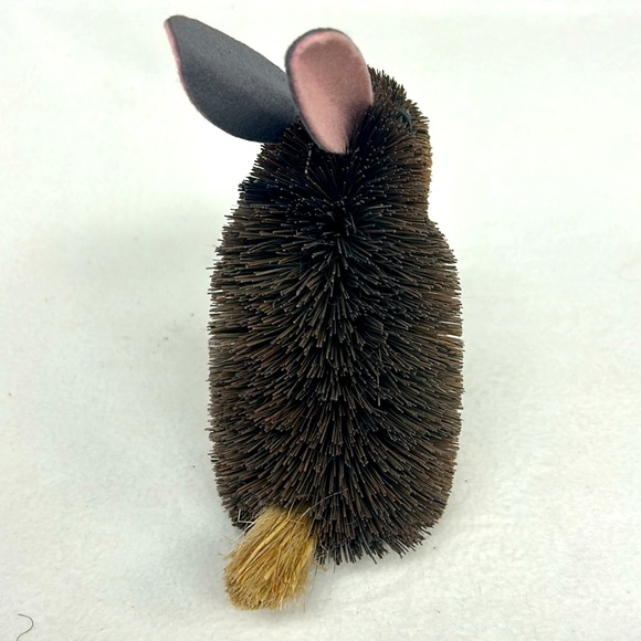 Retro style set of two bottle brush rabbit home/Easter decor - Picture 11 of 16